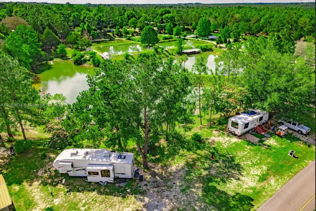 6291 Coy Burgess, Other City - In The State Of Florida FL 32433