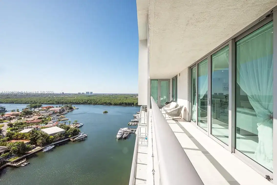 330 Sunny Isles Blvd # 1908, Sunny Isles Beach FL 33160 photo 4