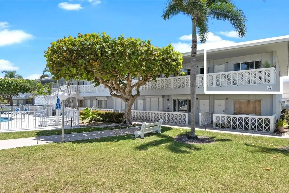 2170 NE 51st Ct # A30, Fort Lauderdale FL 33308