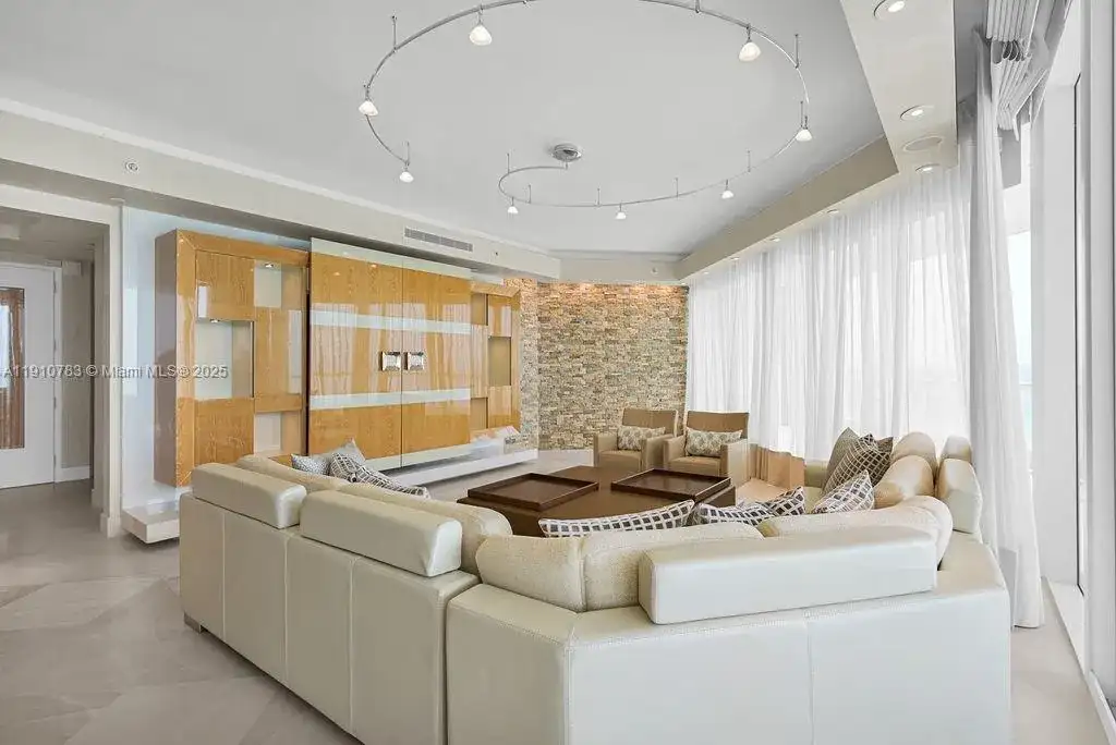 Collins Ave, Sunny Isles Beach FL 33160 photo 2