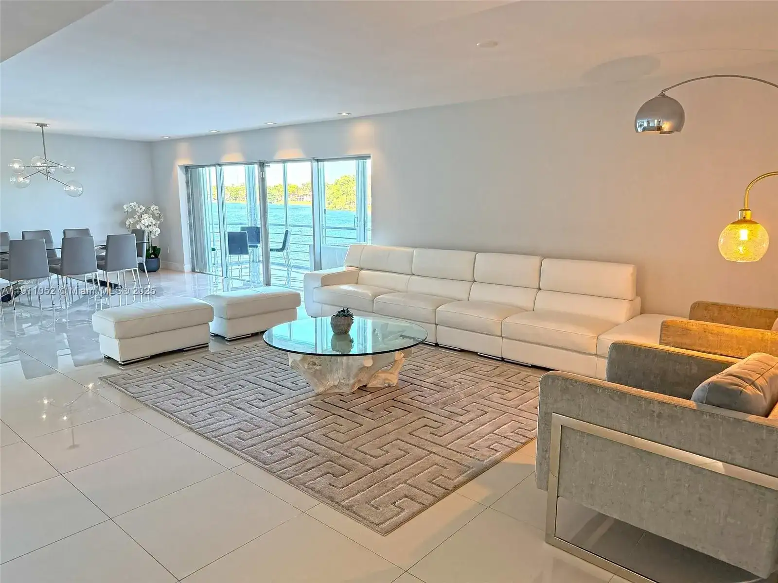879 NE 195th St # 228, Miami FL 33179 photo 3