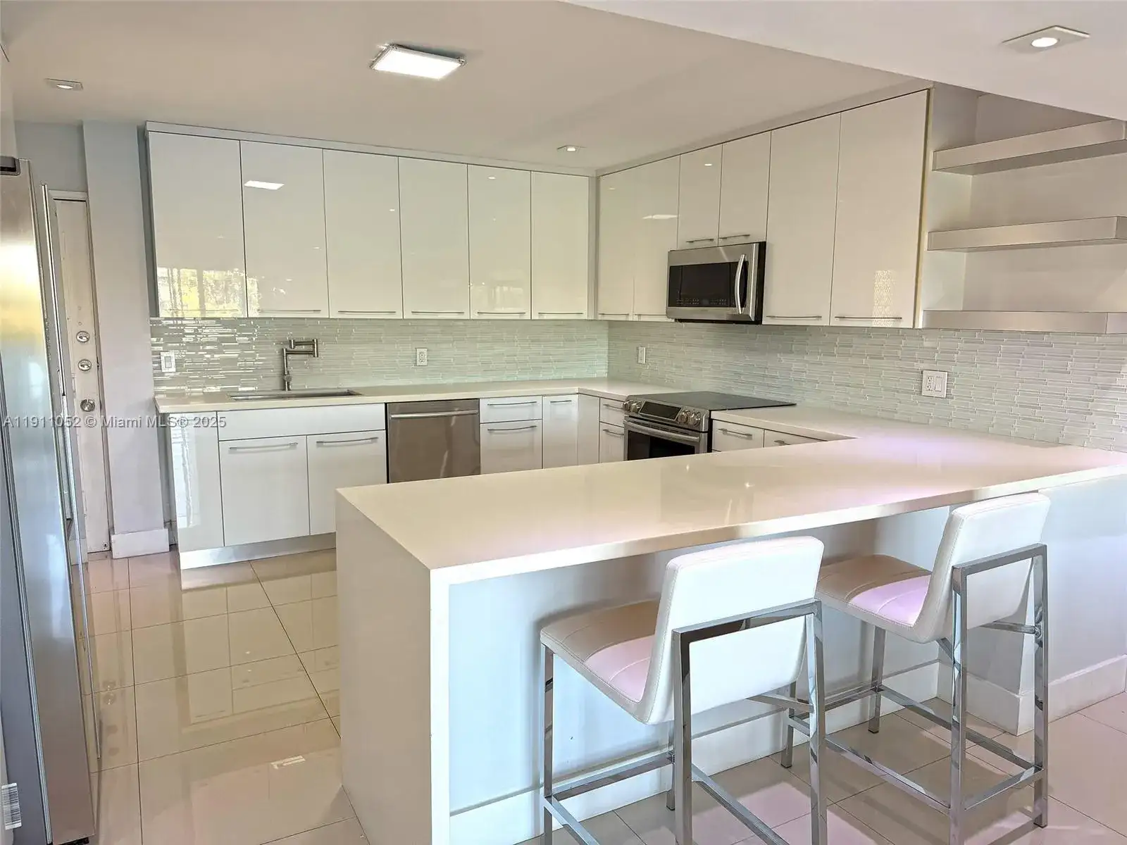 879 NE 195th St # 228, Miami FL 33179 photo 5