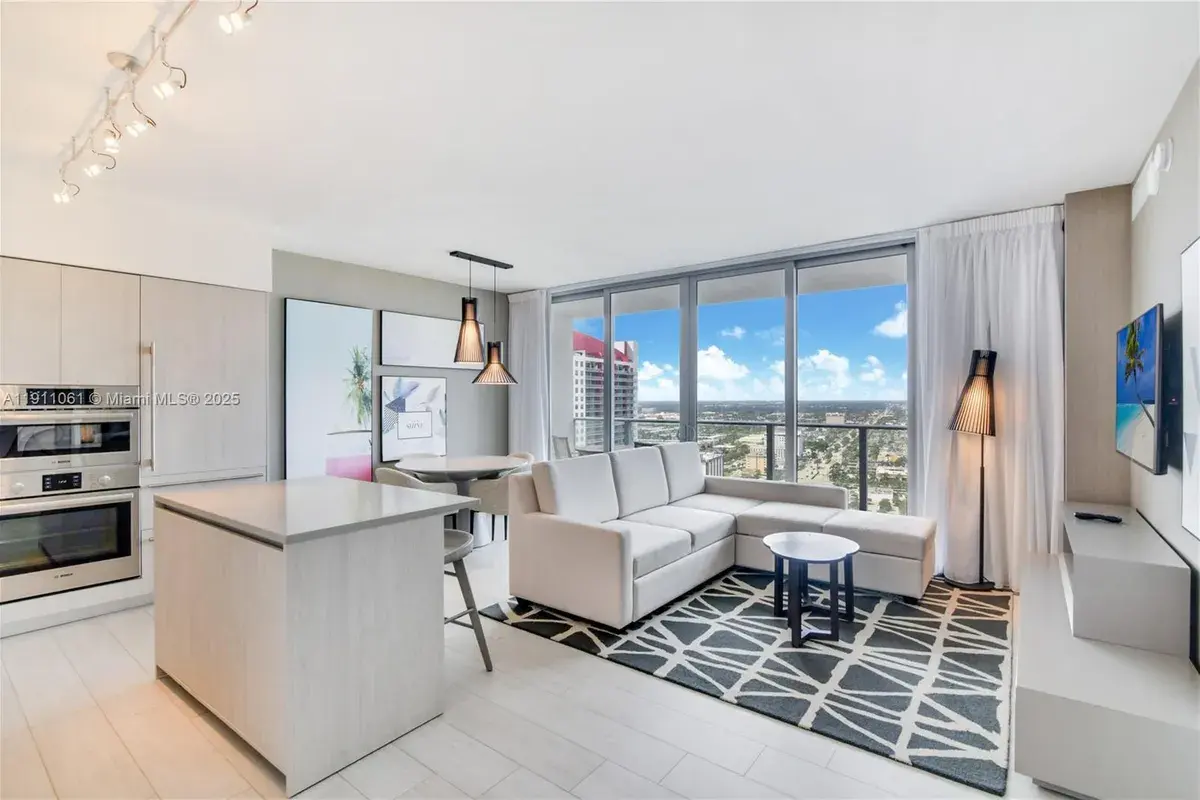 4010 S Ocean Dr # R3206, Hollywood FL 33019