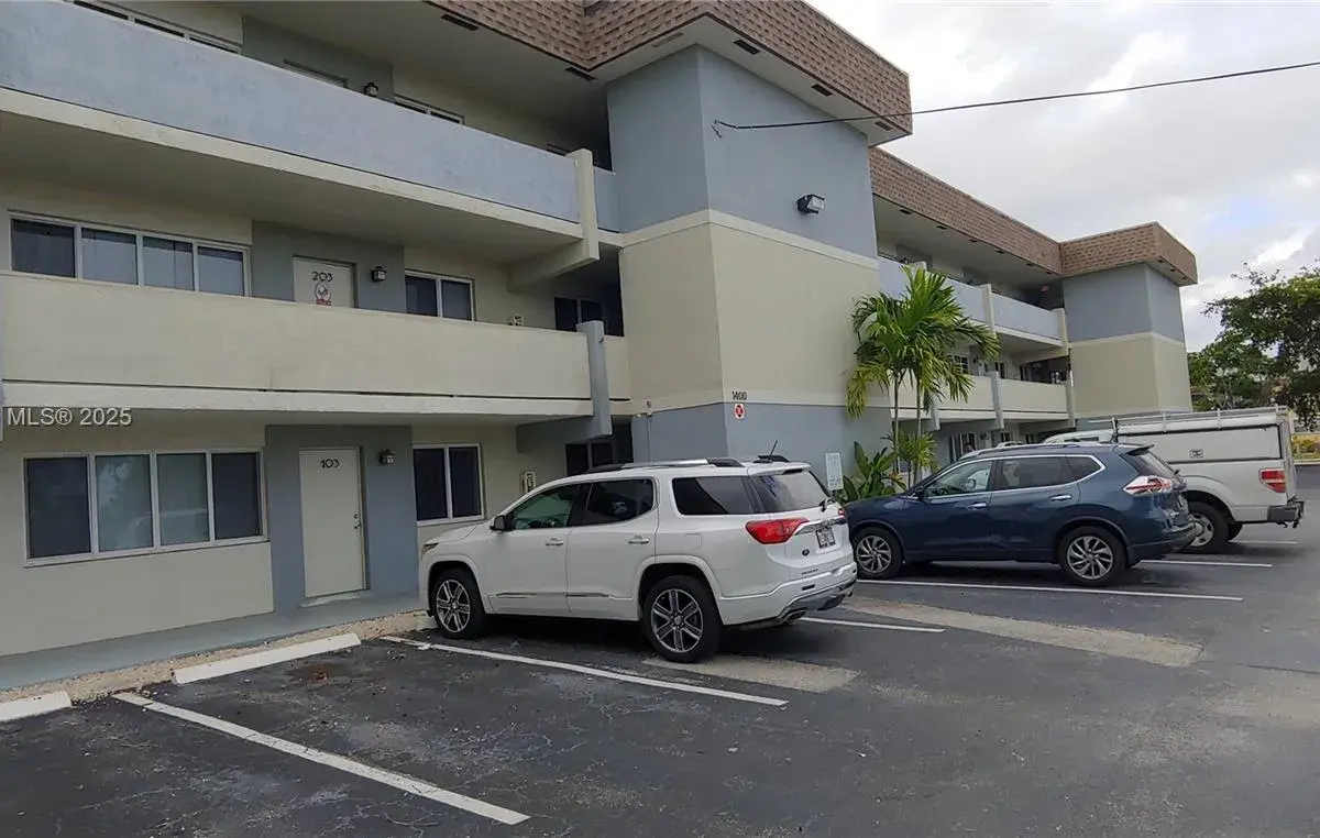 1400 NE 54th St # 206, Fort Lauderdale FL 33334