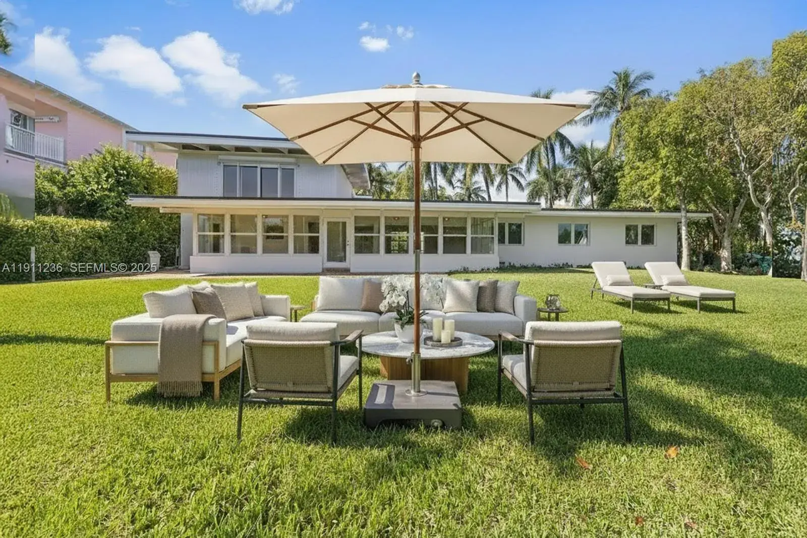 4 Harbor Pt, Key Biscayne FL 33149