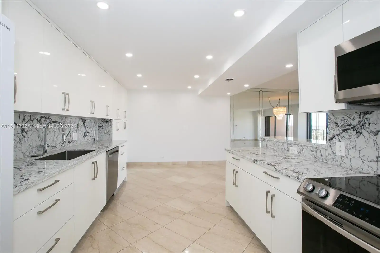 1800 NE 114th St, Miami FL 33181 photo 3