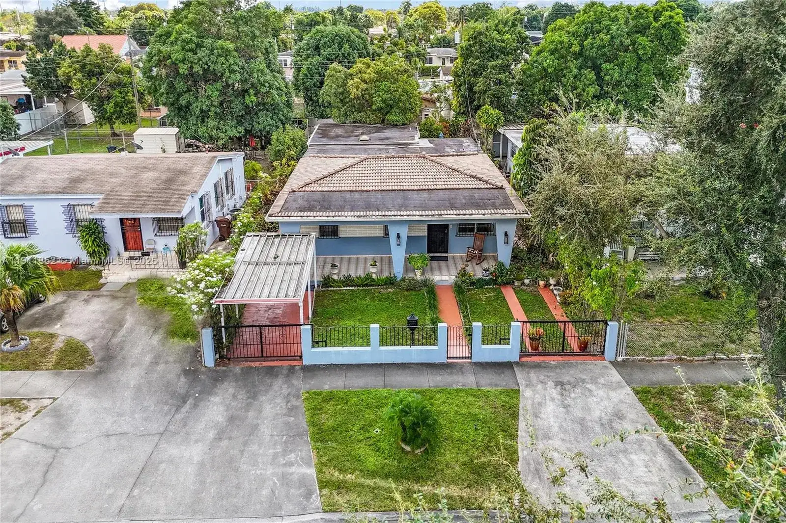 682 W 37th St, Hialeah FL 33012 photo 3