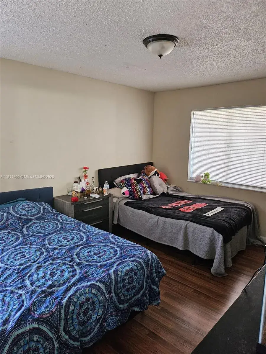 1838 Abbey Rd # 208, West Palm Beach FL 33415