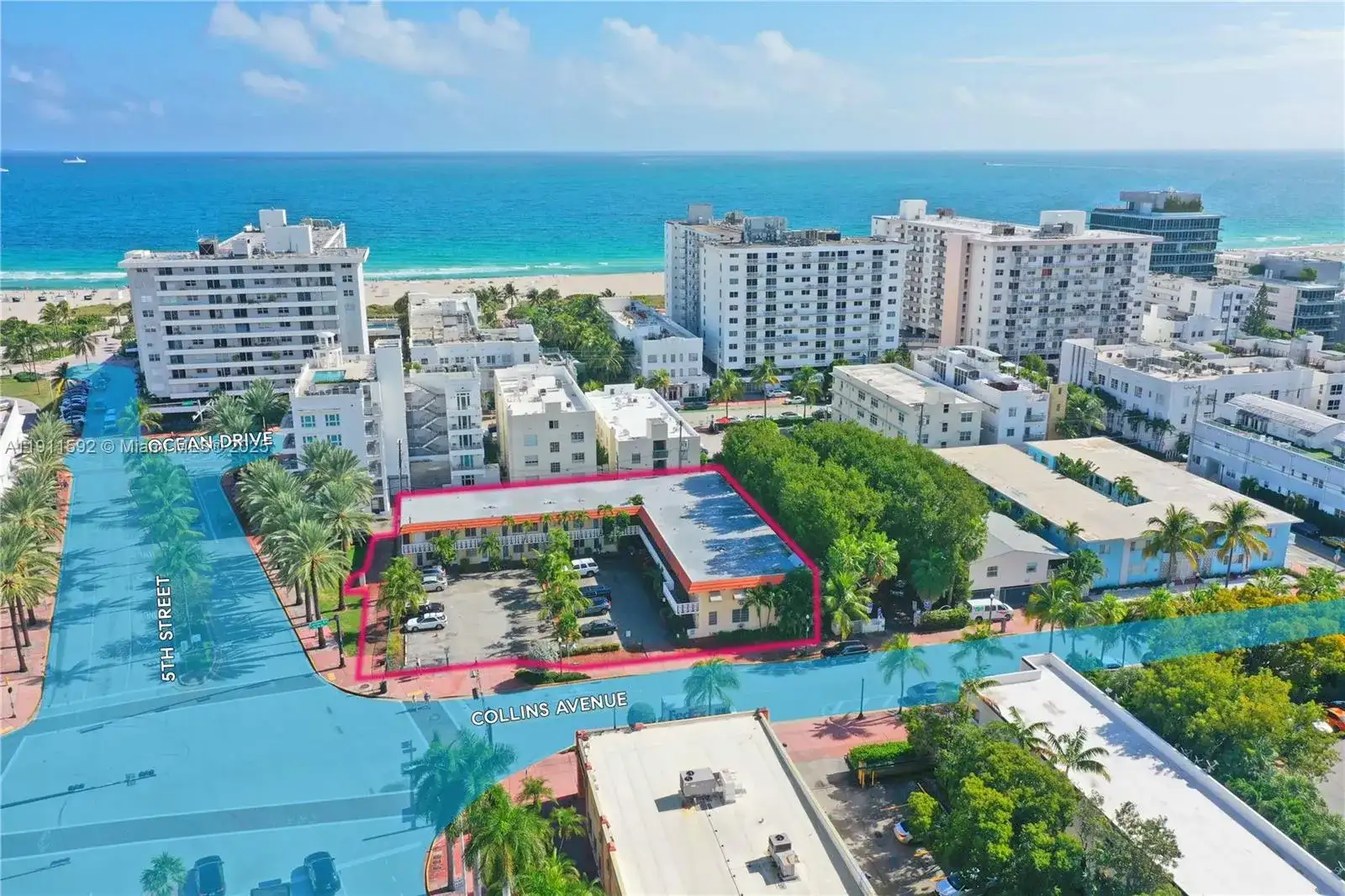 441 Collins Ave, Miami Beach FL 33139 photo 2