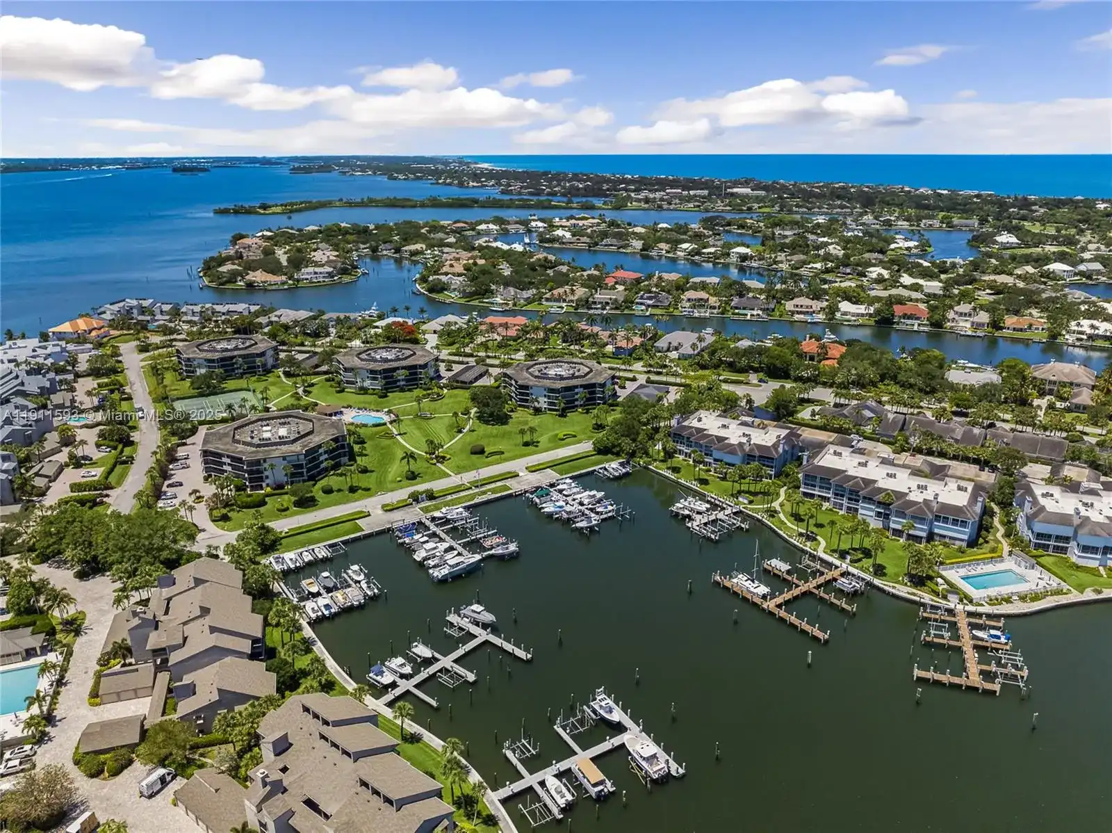 1815 Mooringline Dr # 1, Vero Beach FL 32963
