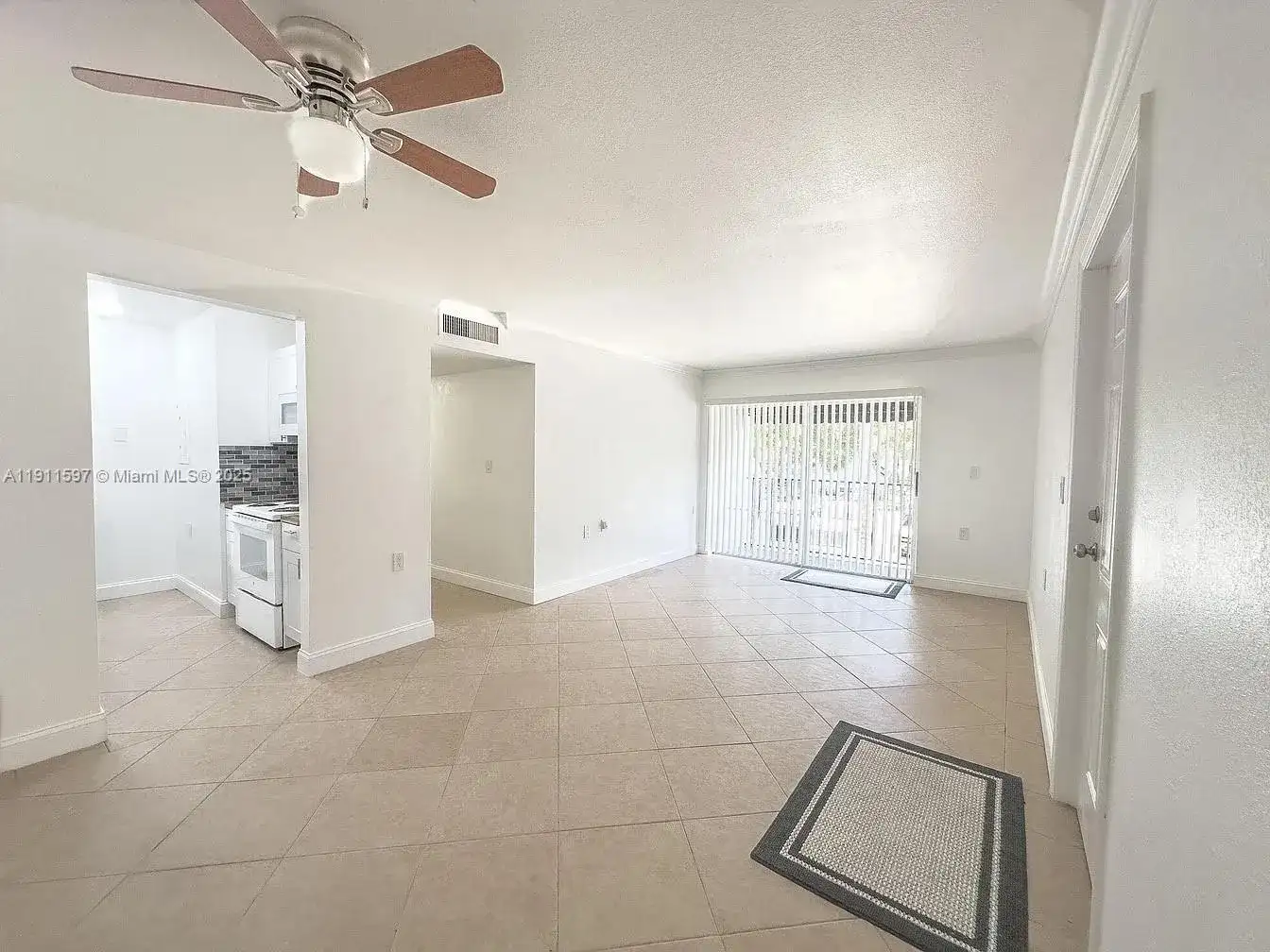1201 Lake Victoria Dr # P, West Palm Beach FL 33411 photo 2