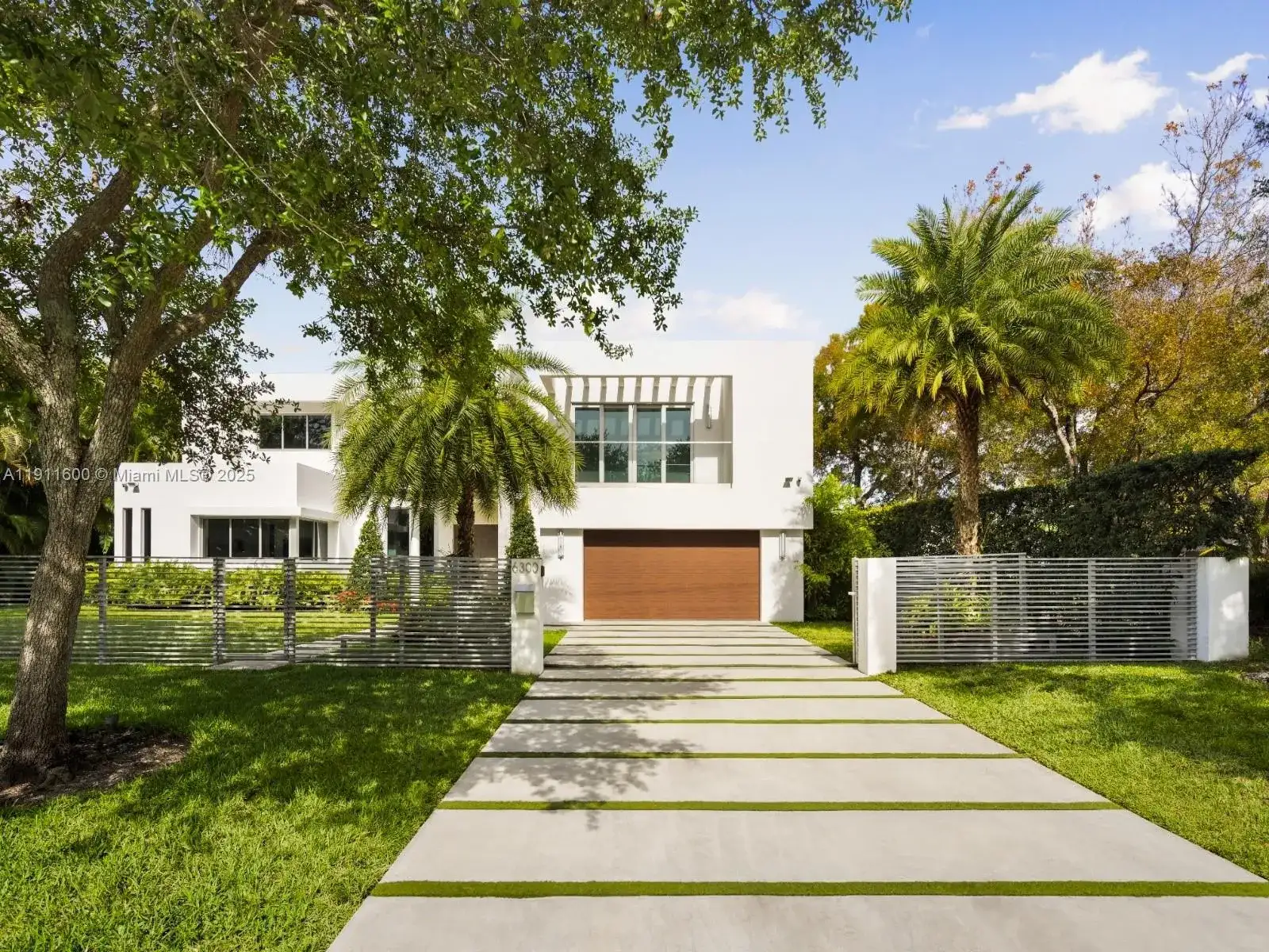 6300 Caballero Blvd, Coral Gables FL 33146 photo 3