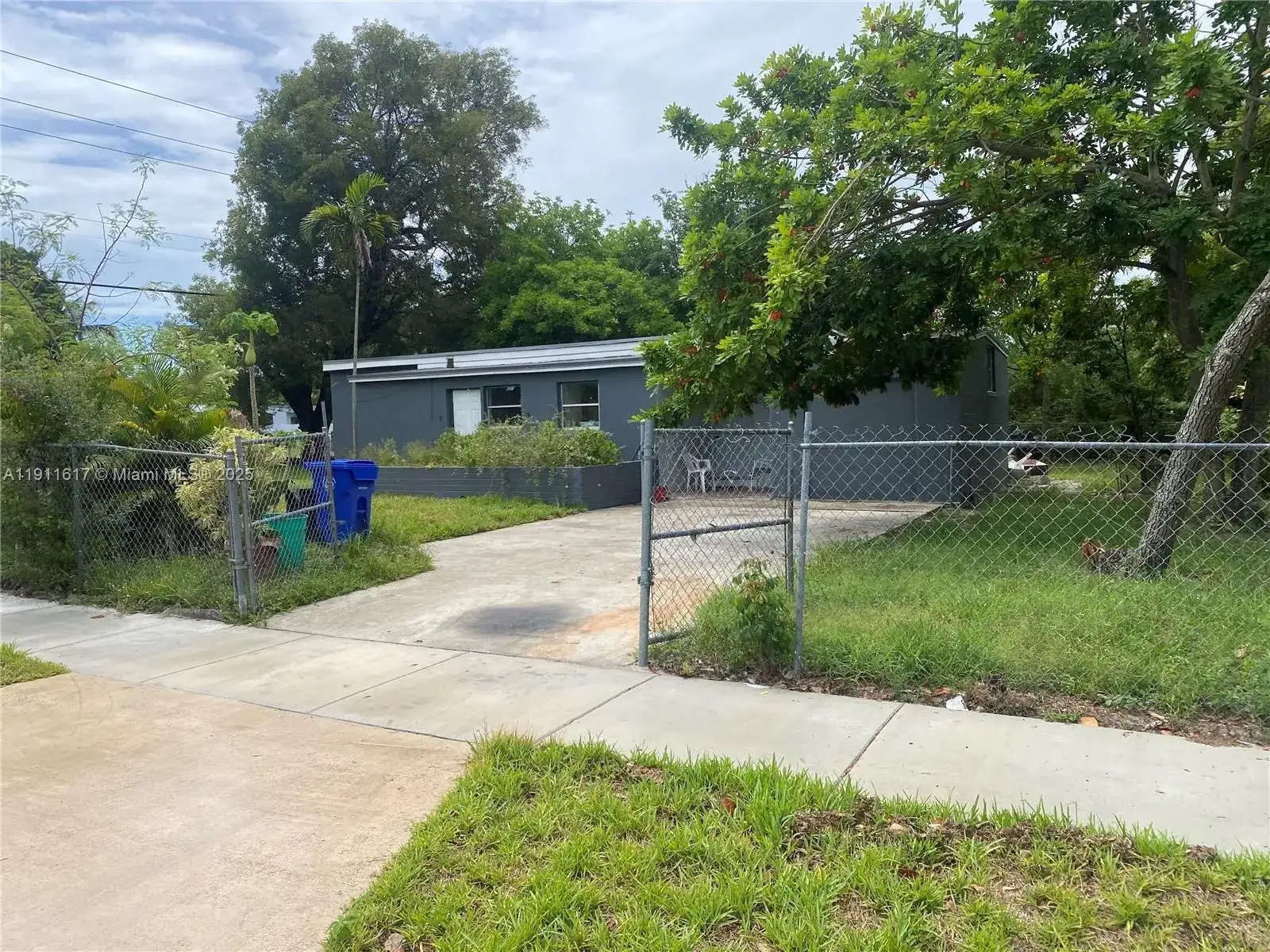 1500 NW 11th Ct, Fort Lauderdale FL 33311 photo 4