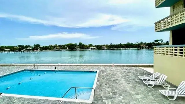 6484 INDIAN CREEK # 242, Miami Beach FL 33141 photo 3