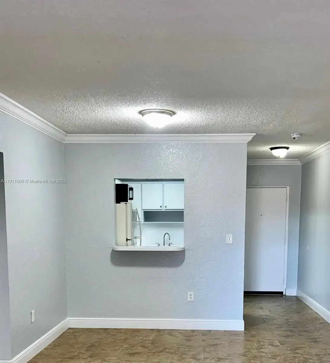 575 W 69th St # 208, Hialeah FL 33014 photo 3
