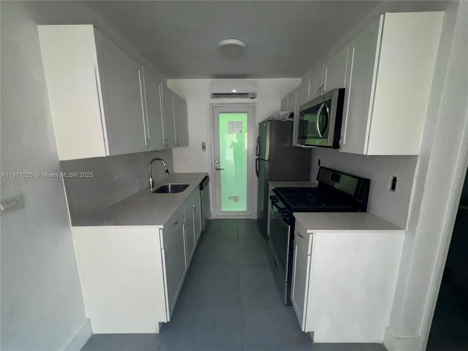 75 Washington Ave # 10, Miami Beach FL 33139
