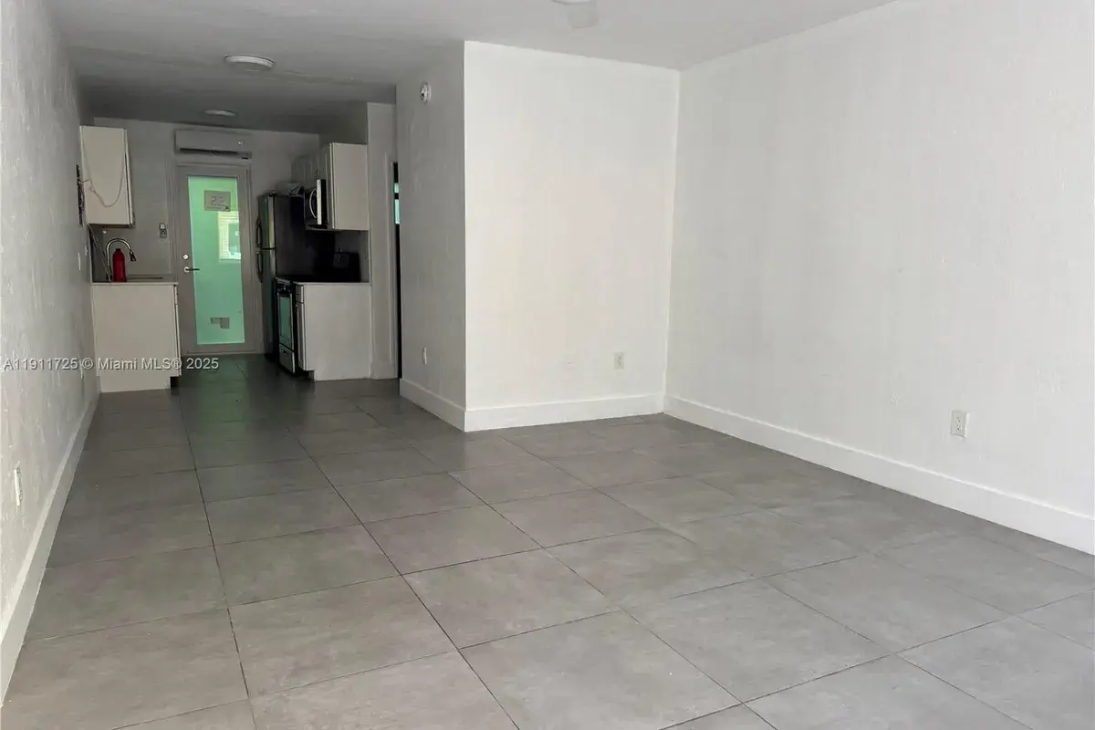 75 Washington Ave # 10, Miami Beach FL 33139