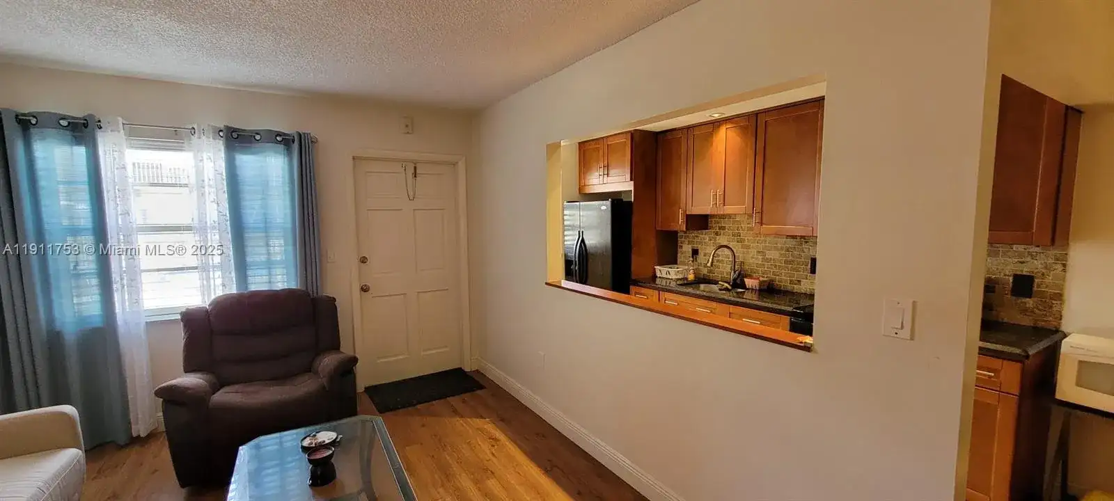 415 NE 2nd St # 105, Hallandale Beach FL 33009 photo 3