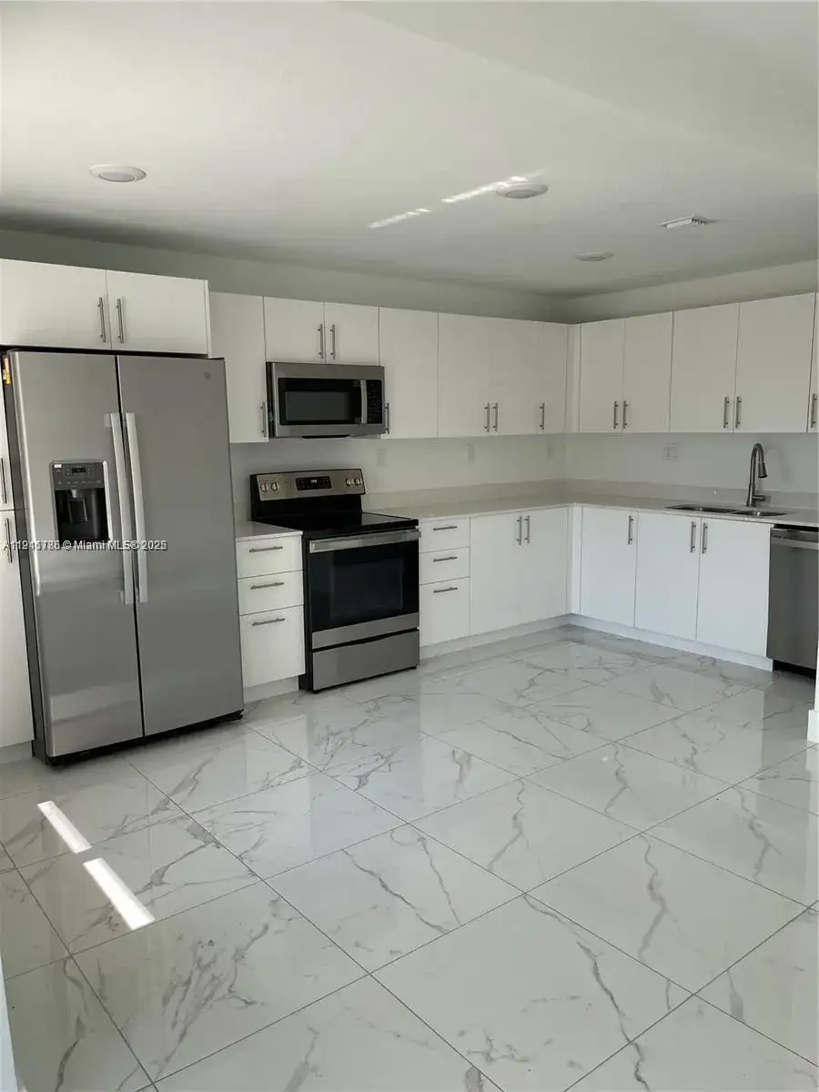 25851 SW 144th Ct, Naranja FL 33032 photo 3