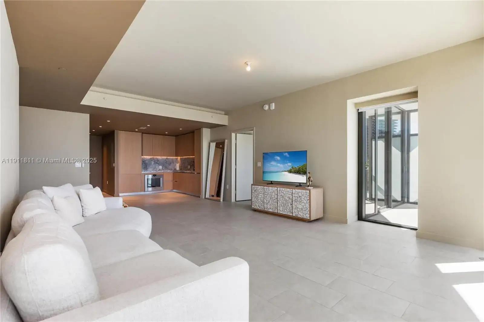 500 ALTON RD # 802, Miami Beach FL 33139 photo 5