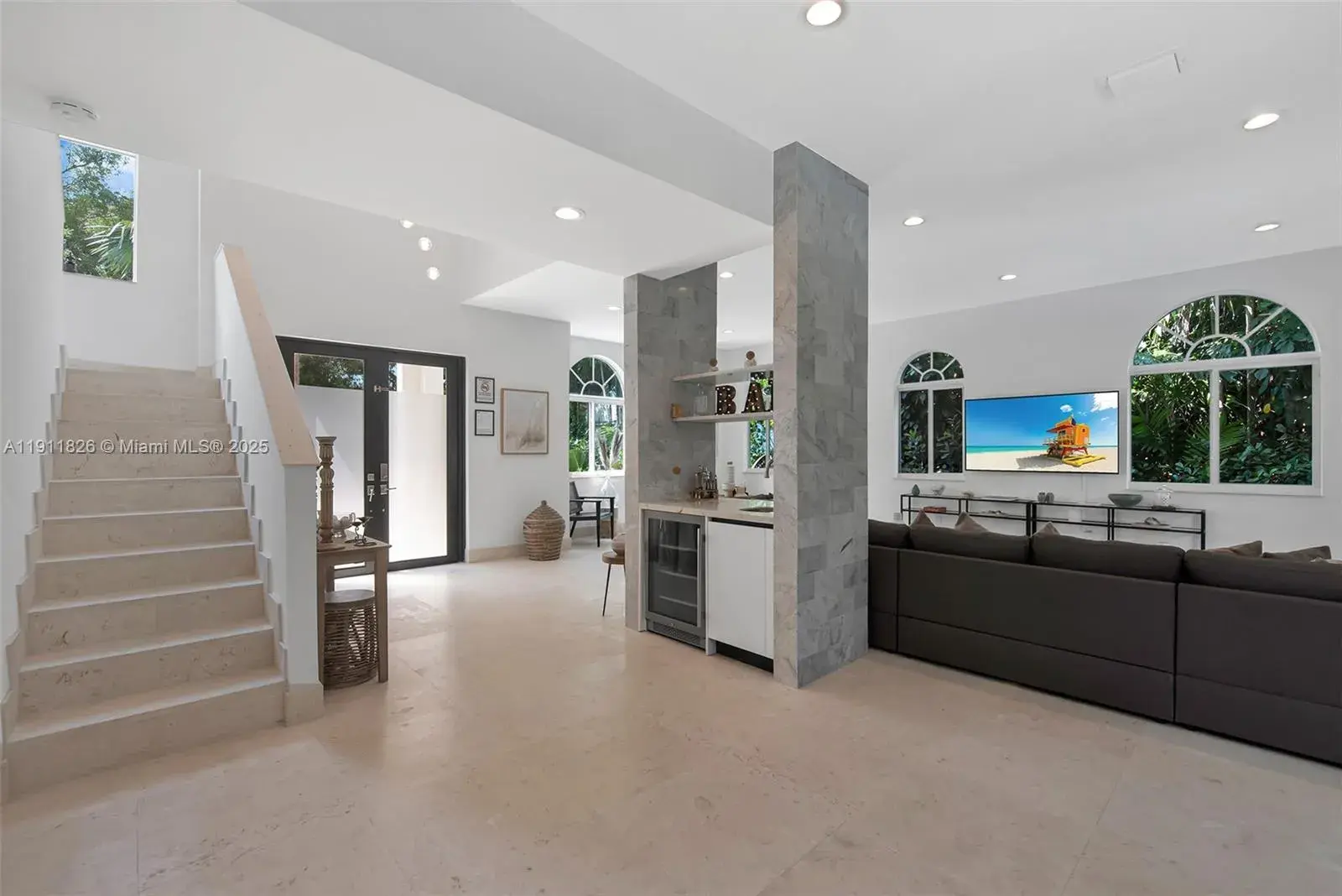5801 SW 35th St, Miami FL 33155