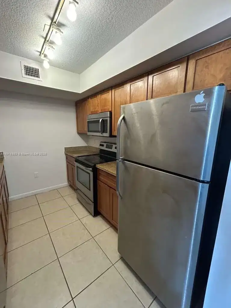 219 NW 12th Ave # 1002, Miami FL 33128 photo 3