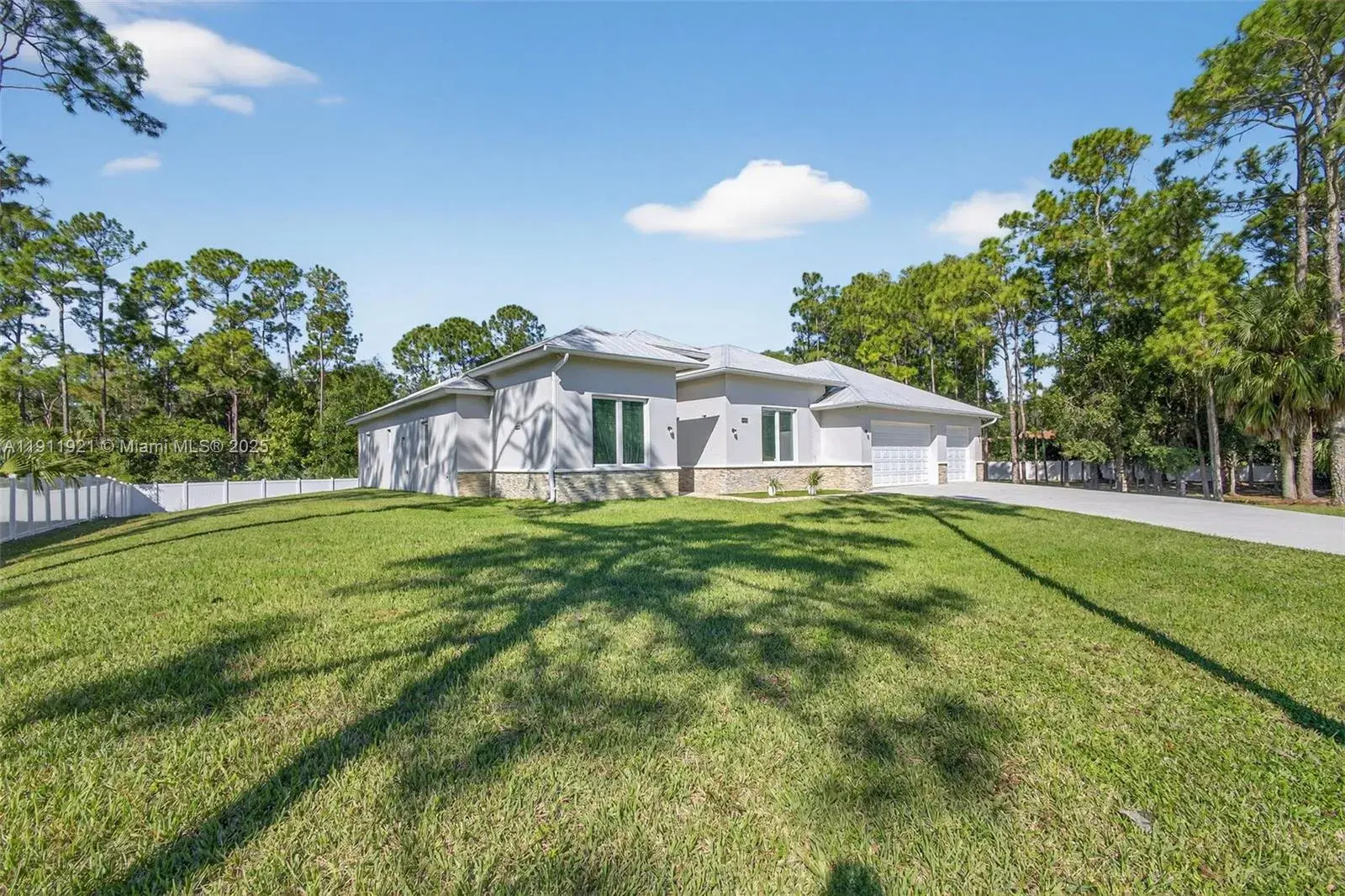 18369 Mellen Ln, Jupiter FL 33478