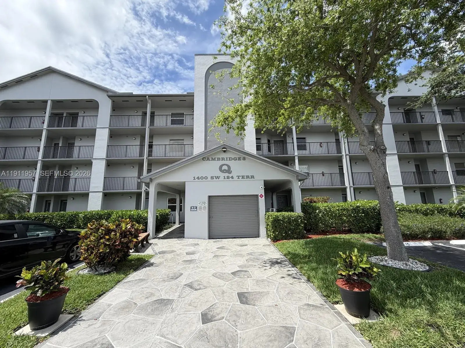 1400 SW 124th Ter # 402Q, Pembroke Pines FL 33027