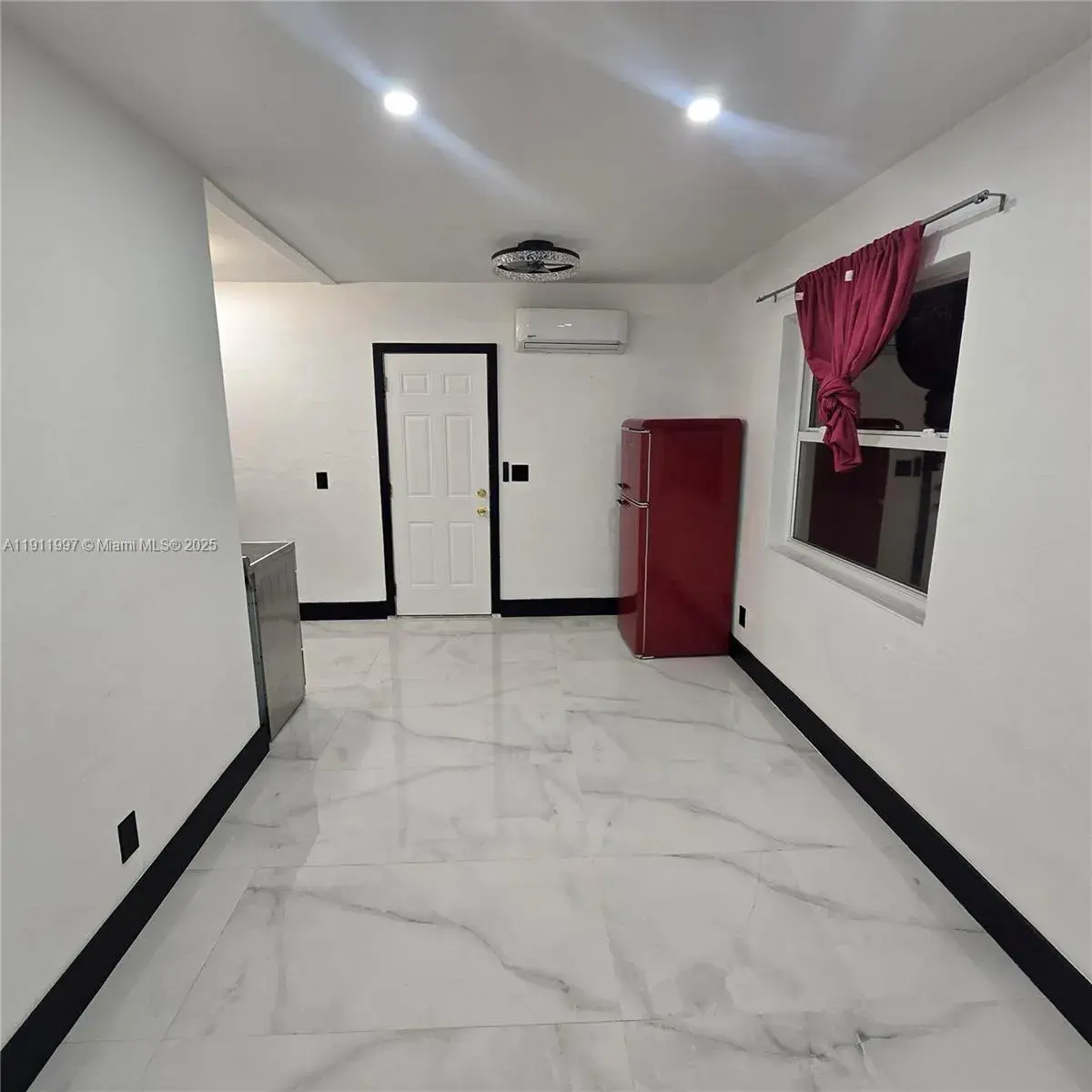 77 NW 51st St Rear, Miami FL 33127