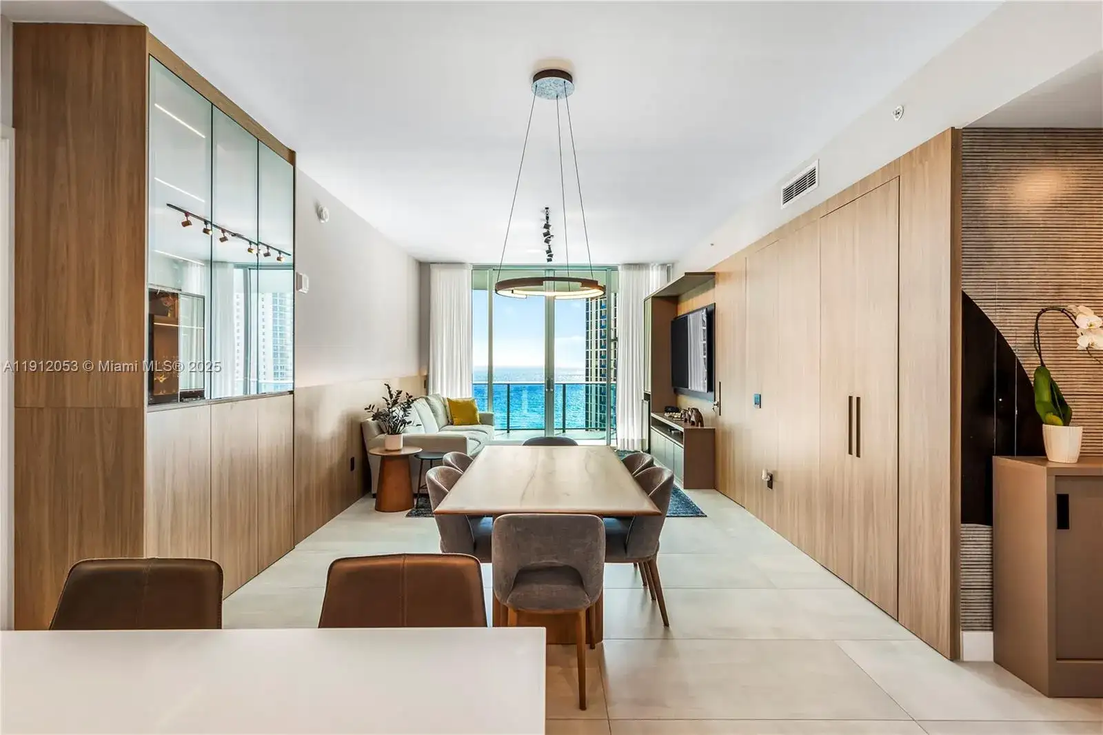 17550 Collins Ave # 1404, Sunny Isles Beach FL 33160 photo 2