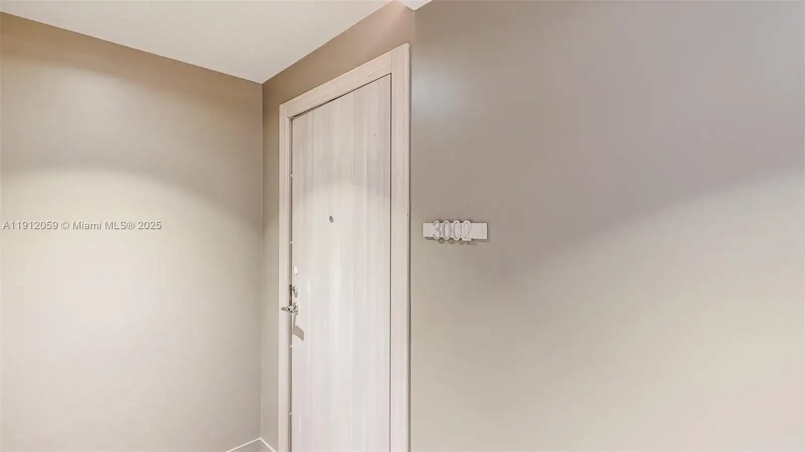1000 Brickell Plz # 3002, Miami FL 33131 photo 5