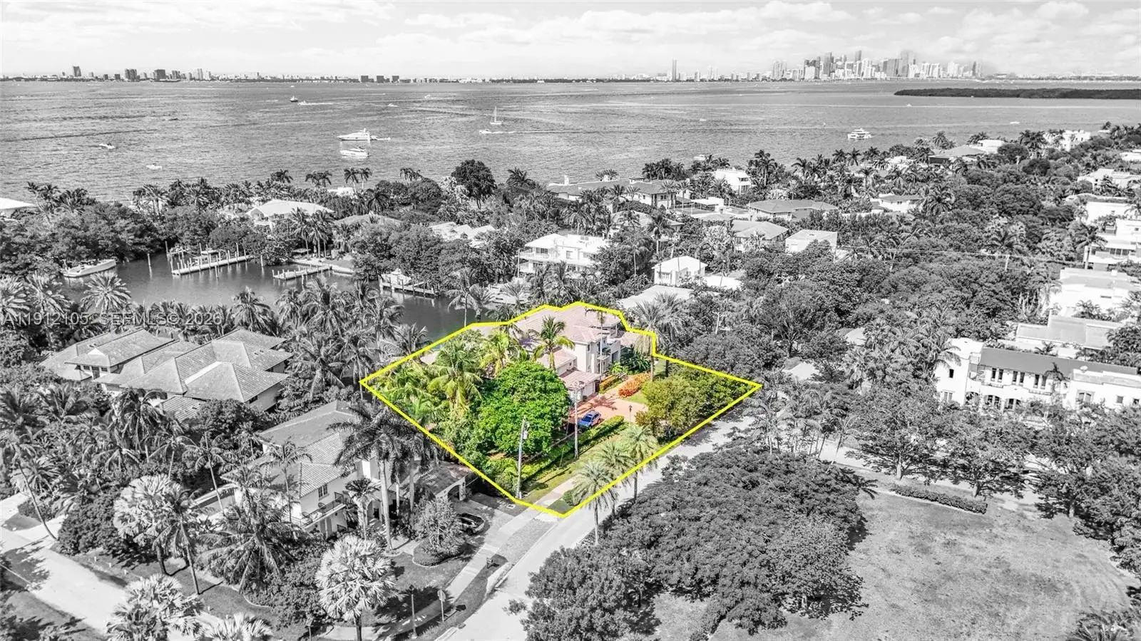 550 Harbor Dr, Key Biscayne FL 33149 photo 3
