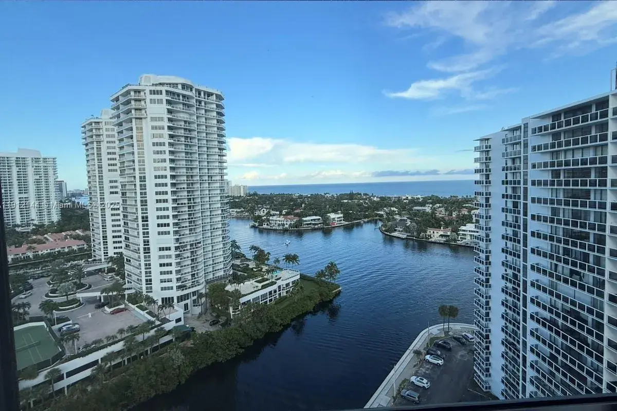 20505 E Country Club Dr # 2033, Aventura FL 33180