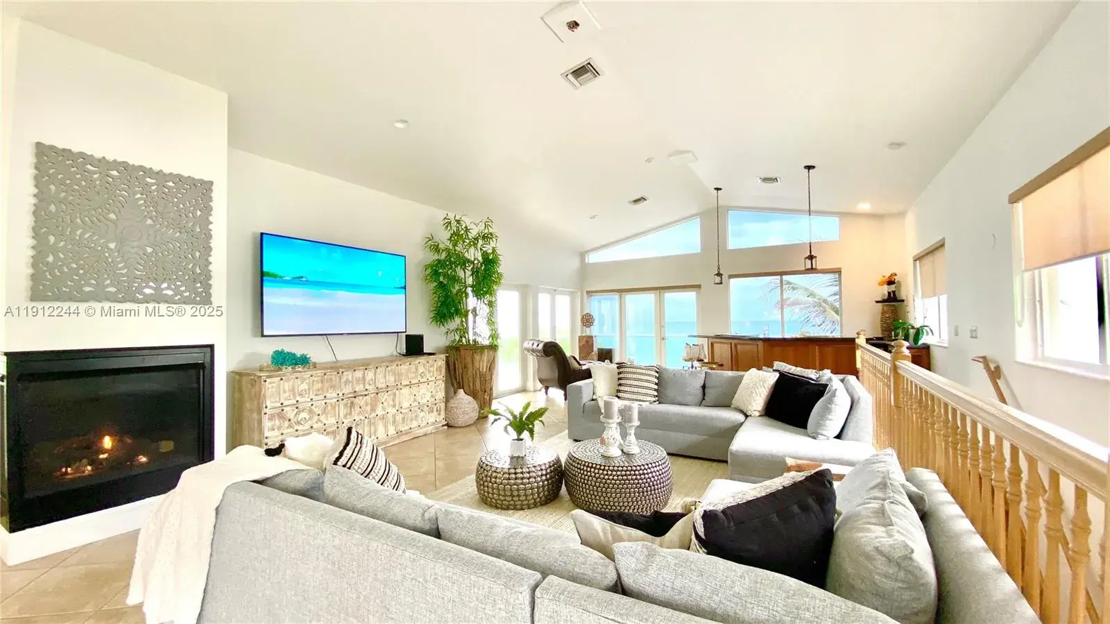 302 Balboa St # 0, Hollywood FL 33019
