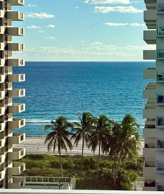 5700 Collins Ave # 11B, Miami Beach FL 33140