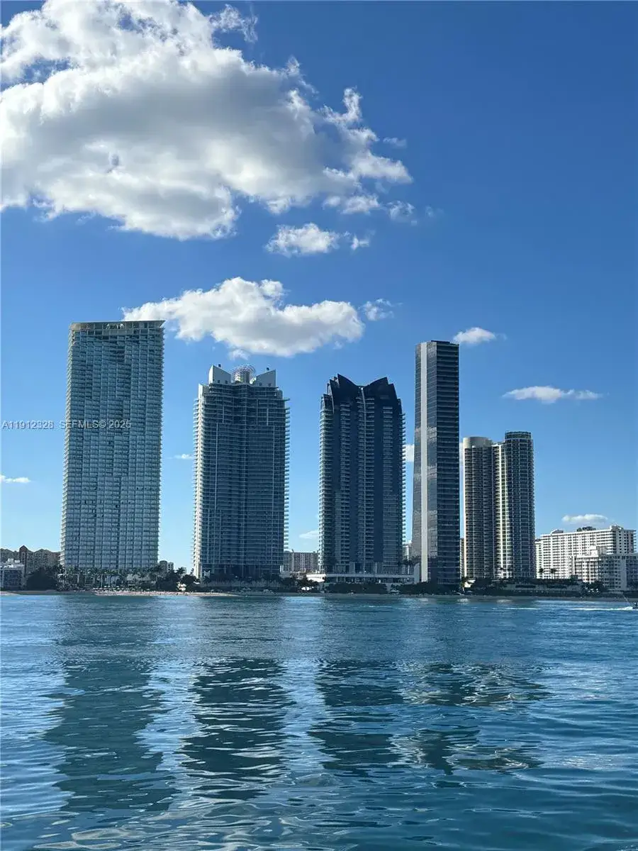 17121 Collins Ave, Sunny Isles Beach FL 33160
