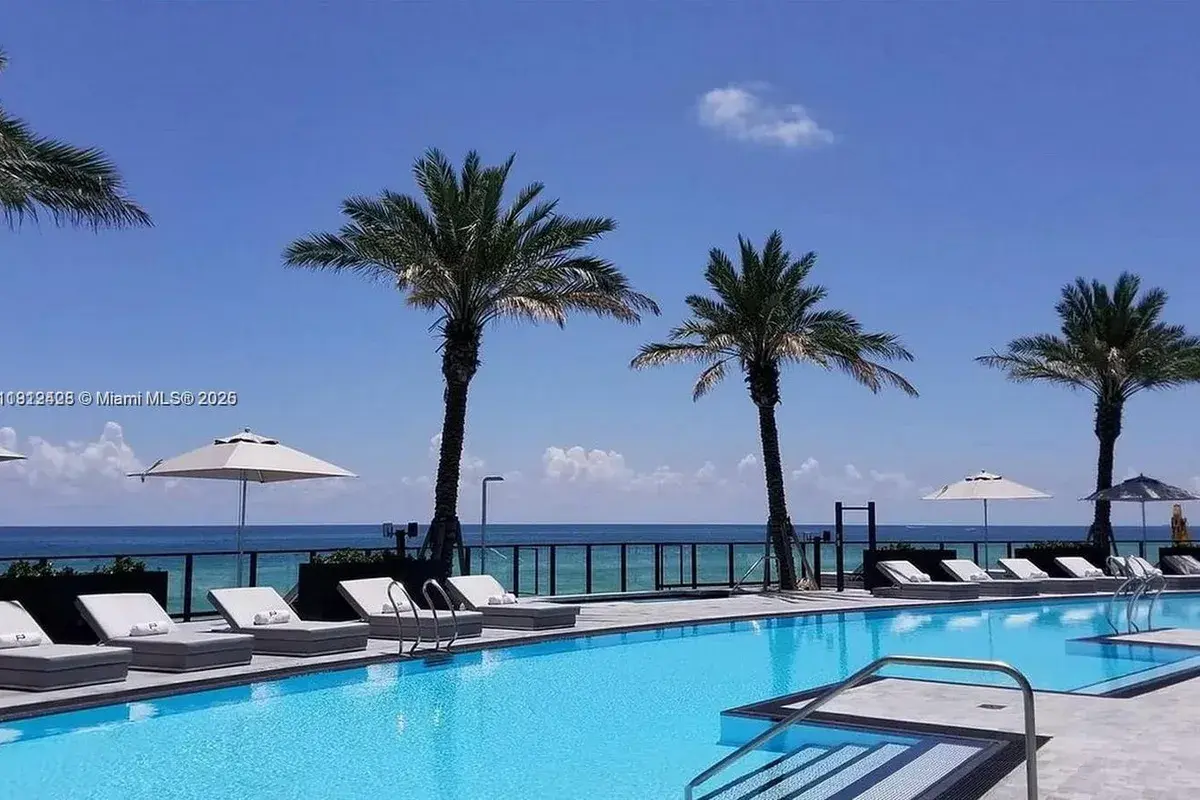 18555 Collins Ave # 1803, Sunny Isles Beach FL 33160