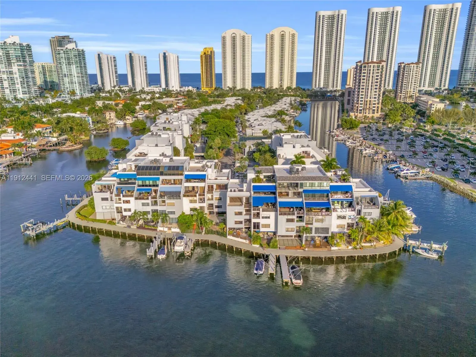 355 Poinciana Dr # 1130, Sunny Isles Beach FL 33160