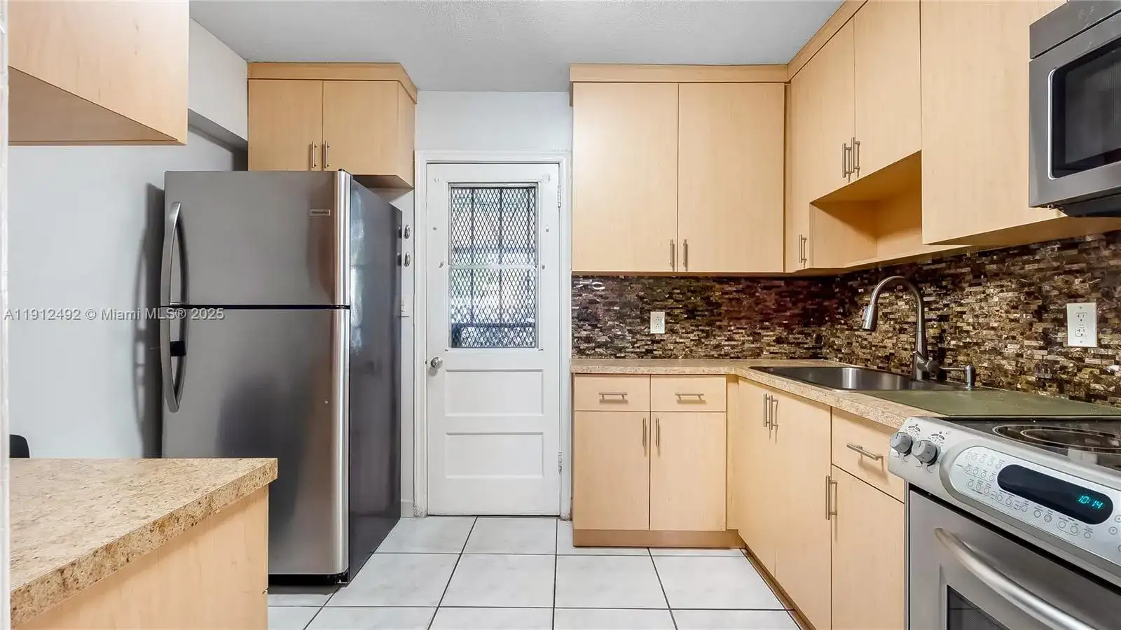 305 Opa Locka Blvd, North Miami FL 33168 photo 2