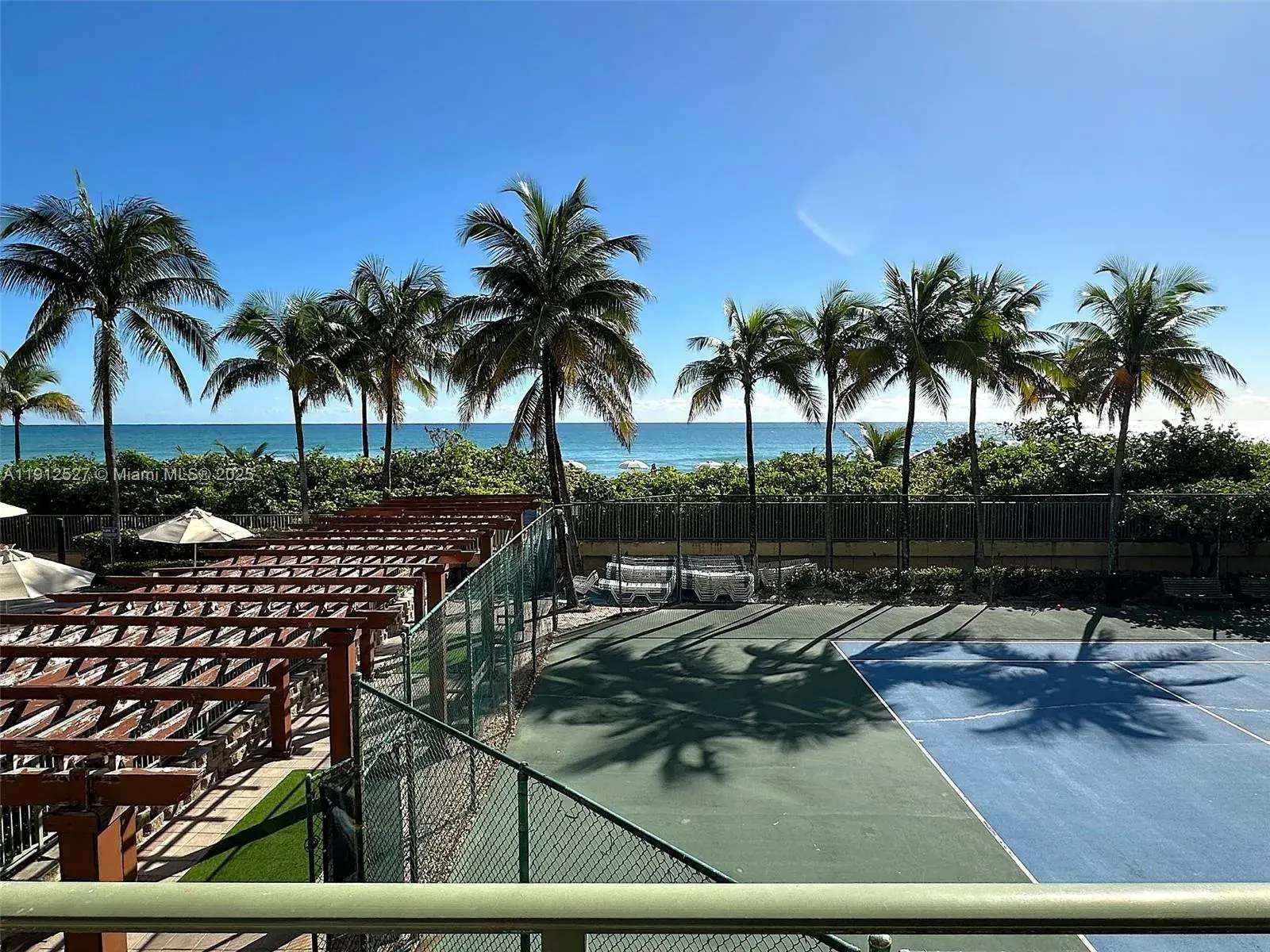 2080 S Ocean Dr # 112, Hallandale Beach FL 33009