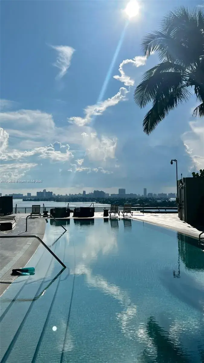 488 NE 18th St # 4612, Miami FL 33132