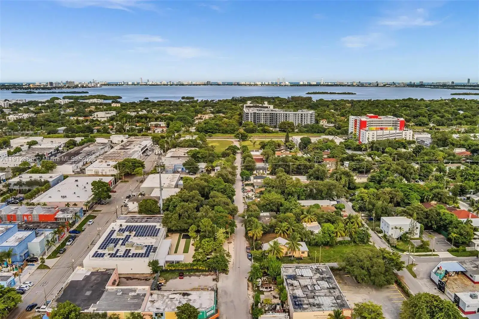 5850 NE 3rd Ave, Miami FL 33137 photo 2