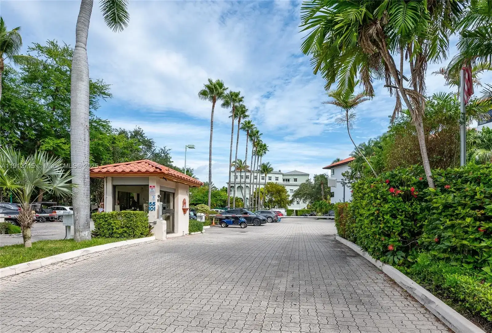 55 Ocean Lane Dr # 3030, Key Biscayne FL 33149 photo 2