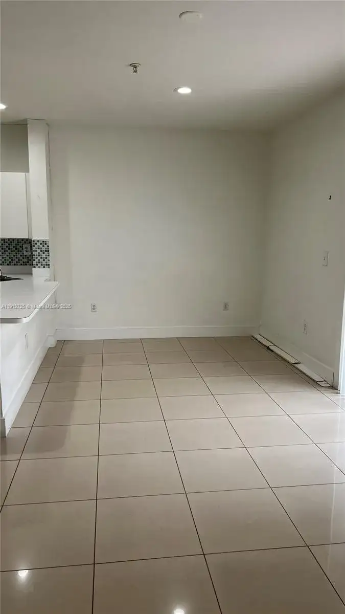 6940 NW 179th St # 7, Hialeah FL 33015 photo 5