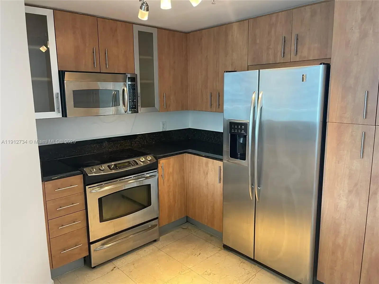 7900 Harbor Island Dr # 720, North Bay Village FL 33141 photo 3