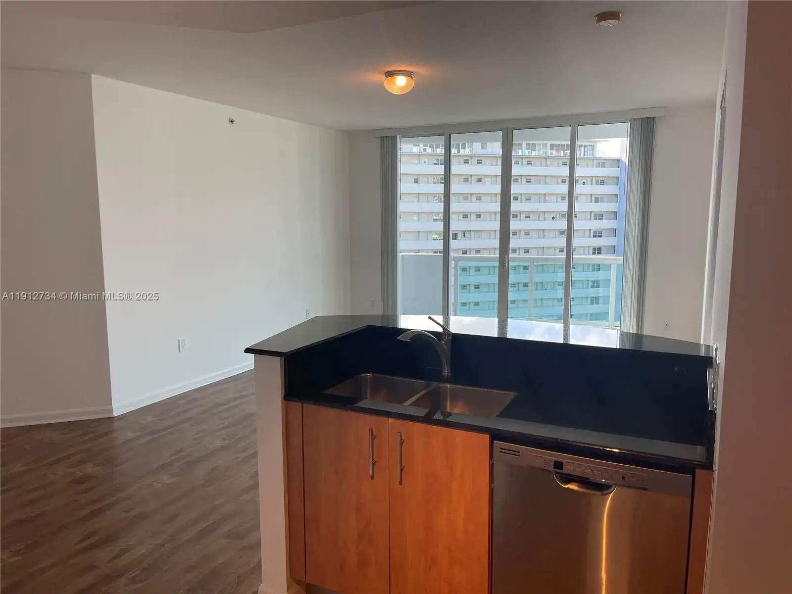 7900 Harbor Island Dr # 720, North Bay Village FL 33141 photo 5