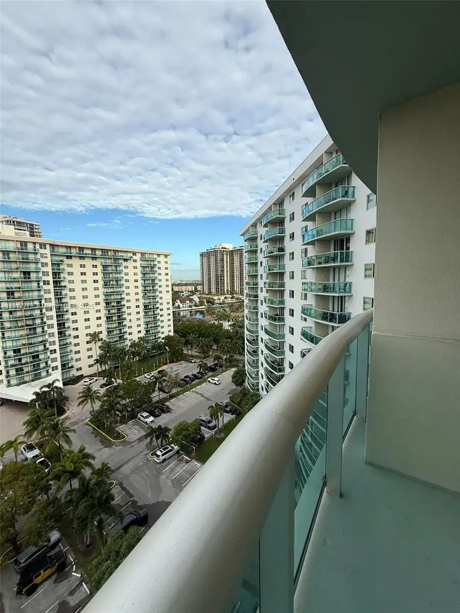 19380 Collins Ave # 1209, Sunny Isles Beach FL 33160