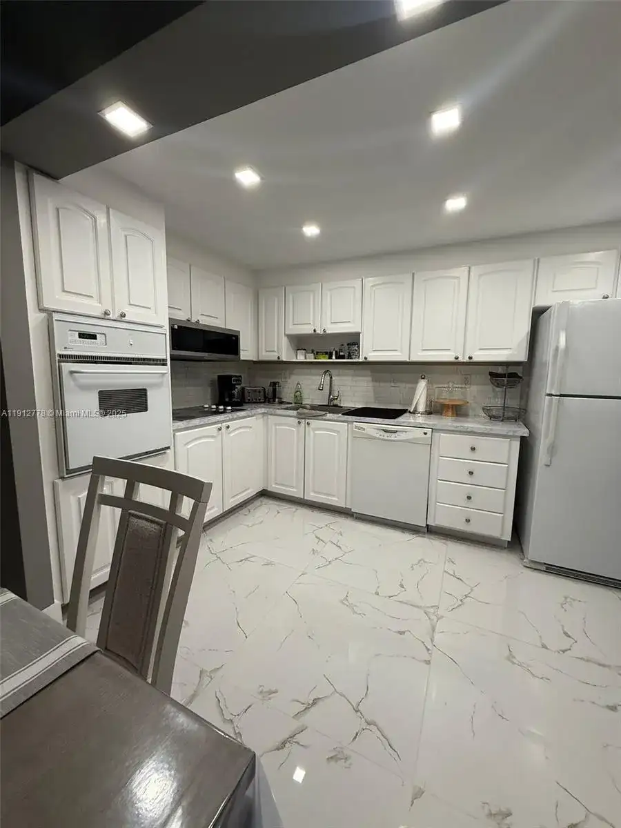 19380 Collins Ave # 1209, Sunny Isles Beach FL 33160 photo 3