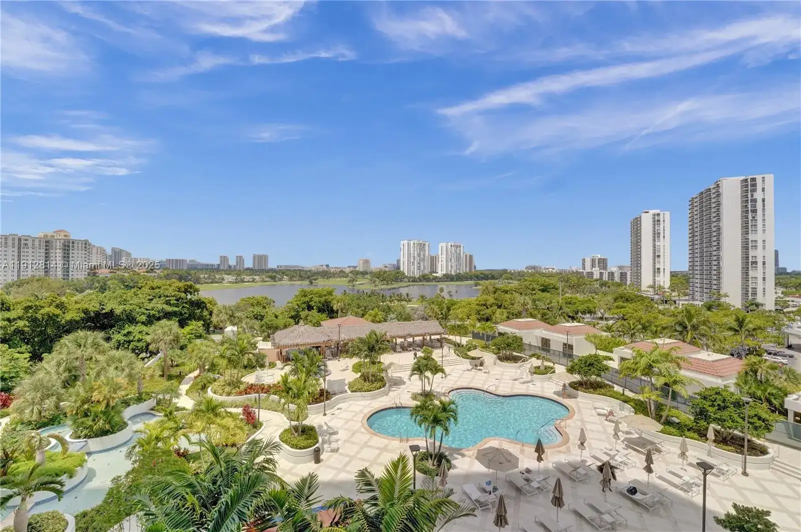 20281 E Country Club Dr # 607, Aventura FL 33180 photo 3