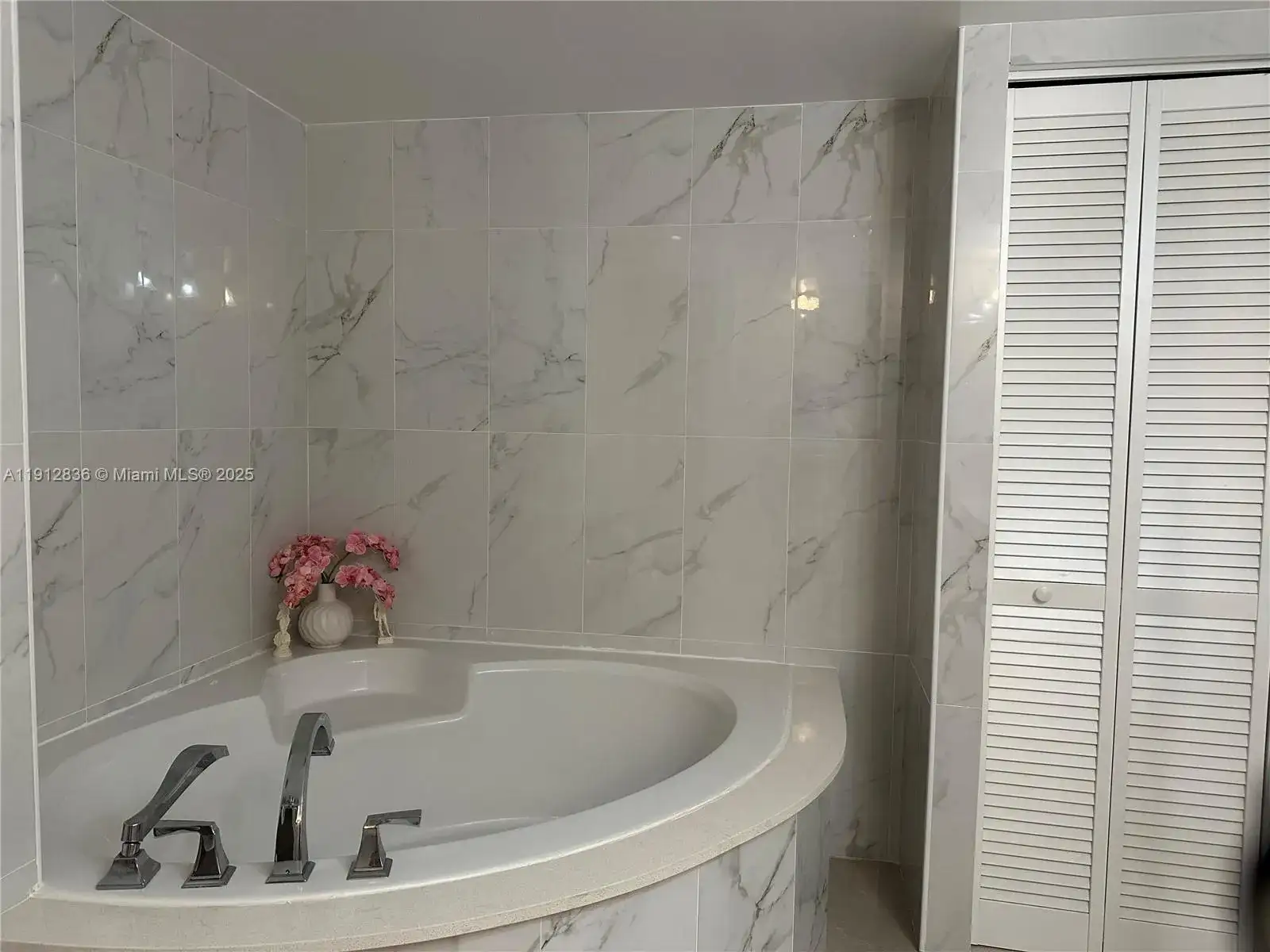 1865 S Ocean Dr # 6H, Hallandale Beach FL 33009 photo 4